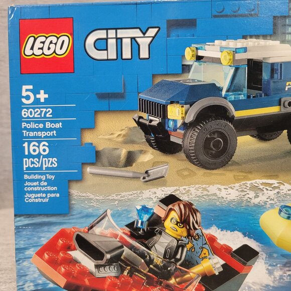 Lego City Police Boat Transport 60272 - Picture 2 of 8